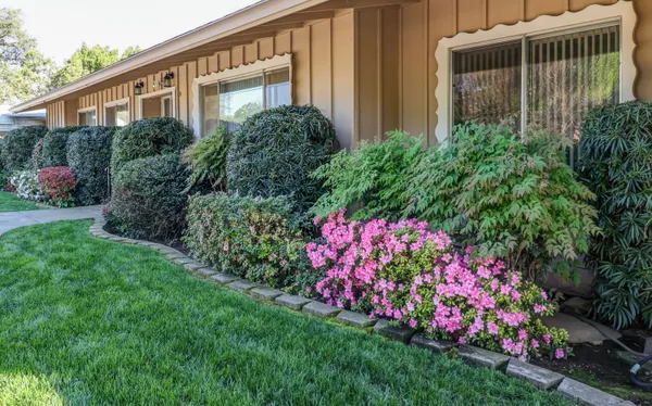 $465,000 | 19279 Grn Acrs West, Redding, CA 96002