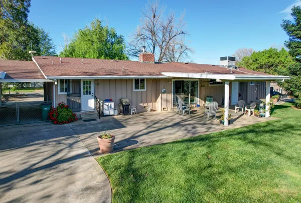 $465,000 | 19279 Grn Acrs West, Redding, CA 96002