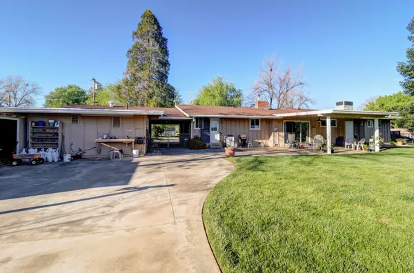 $465,000 | 19279 Grn Acrs West, Redding, CA 96002