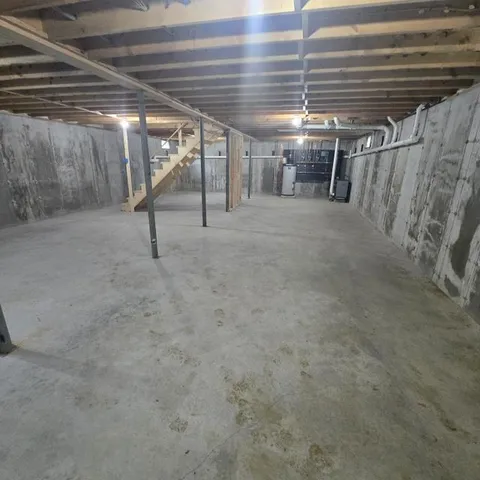 $319,900 | 213 South Street, Brighton, VT 05846