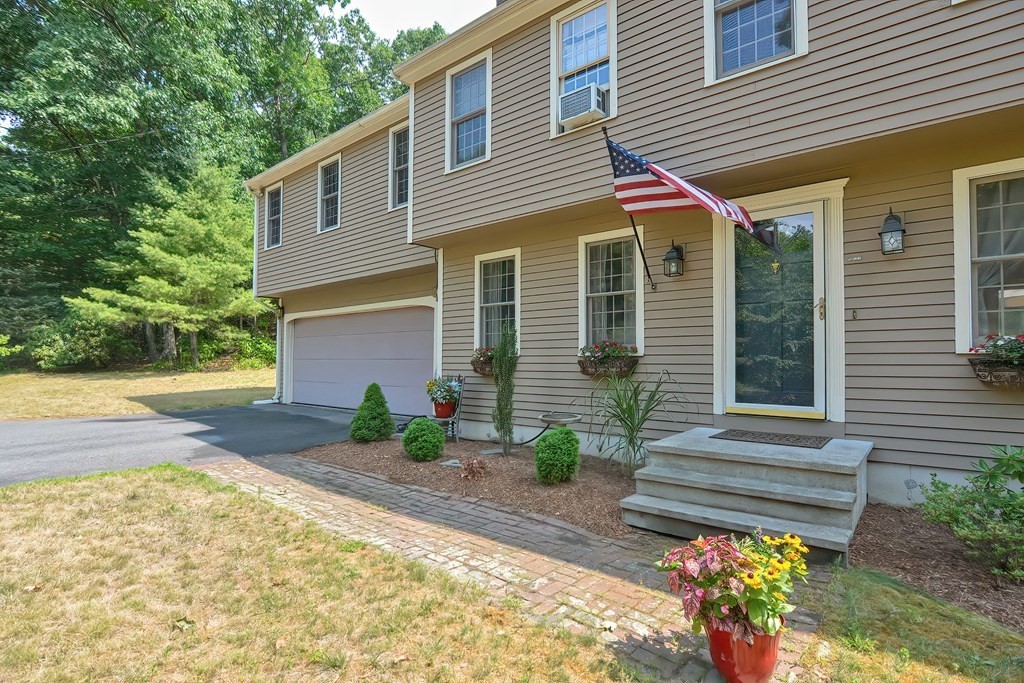 15 Prospect Street Upton, MA 01568 - Photo 3 of 40 Gallery Image 3