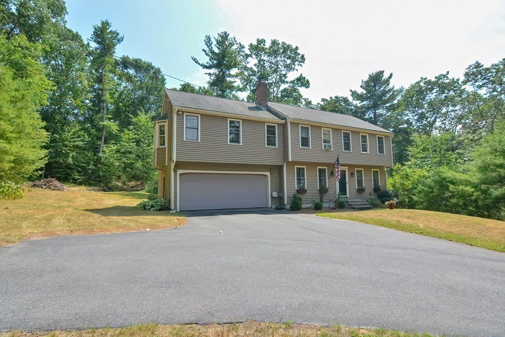 15 Prospect Street Upton, MA 01568 - Photo 4 of 40 Gallery Image 4