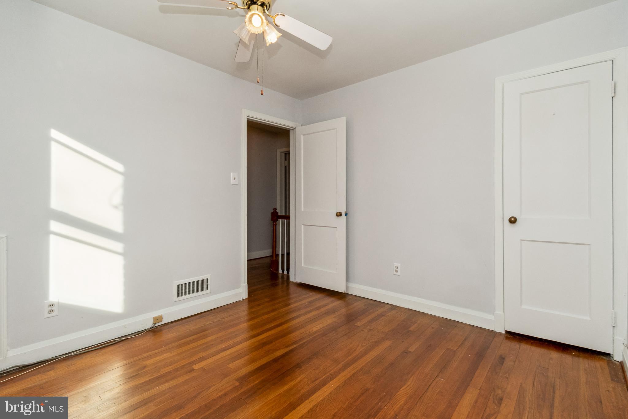 712 Bethnal Road Baltimore, MD 21229 - Photo 25 of 31
