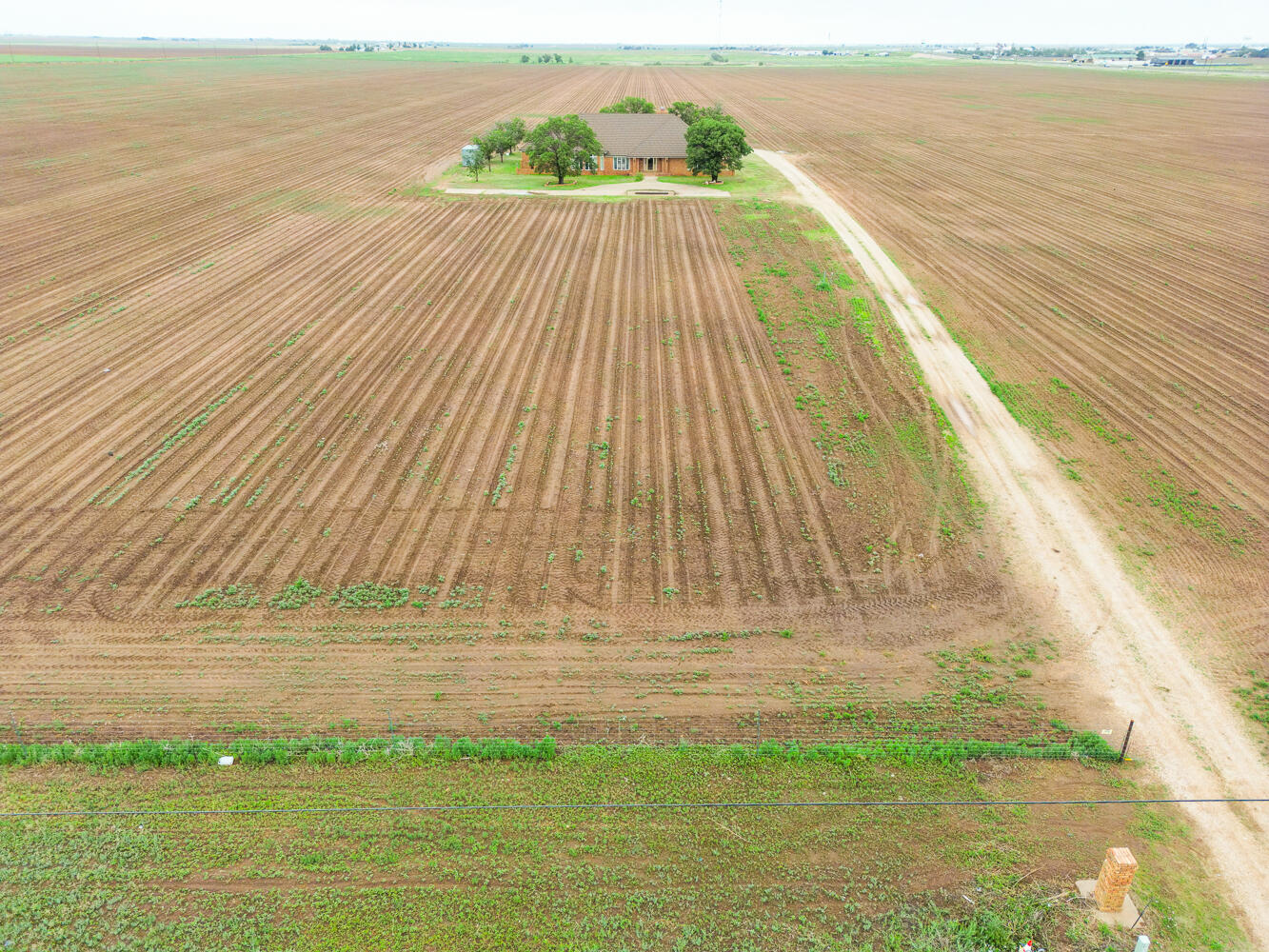 2210 West Division Street Slaton, TX 79364 - Photo 23 of 31 DJI_0703