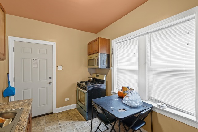 4239 West Cermak Road Chicago, IL 60623 - Photo 3 of 11
