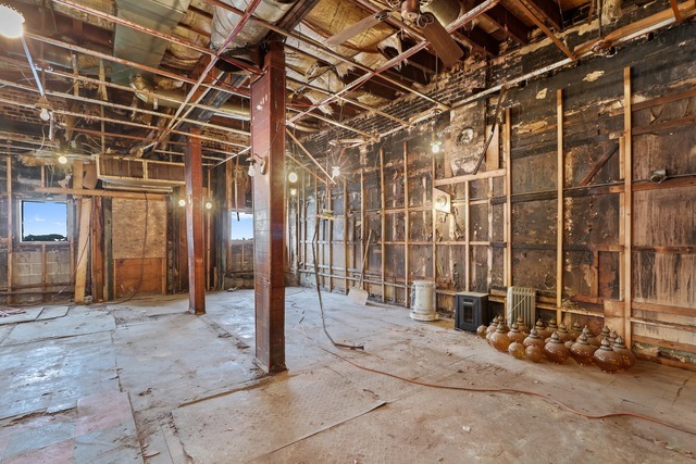 4239 West Cermak Road Chicago, IL 60623 - Photo 9 of 11