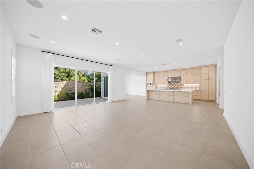 360 Riverbend Lake Forest, CA 92630 - Photo 12 of 75