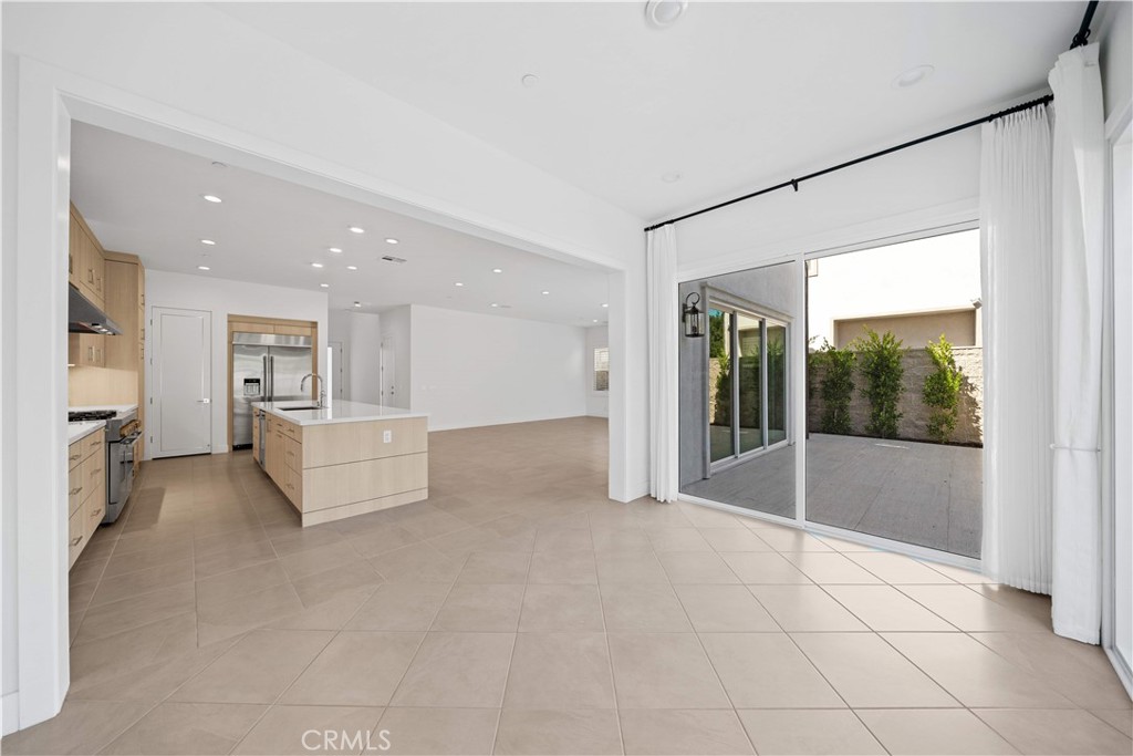 360 Riverbend Lake Forest, CA 92630 - Photo 16 of 75