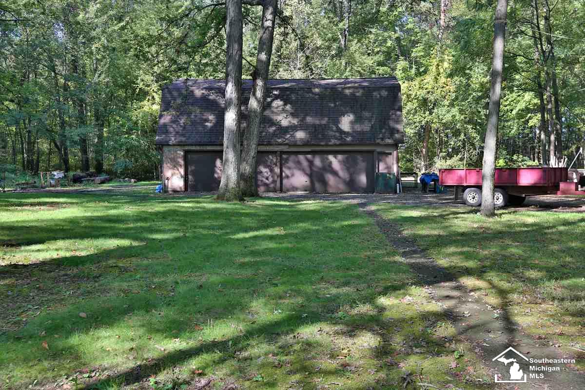 2929 Mock Road Monroe, MI 48162 - Photo 5 of 23