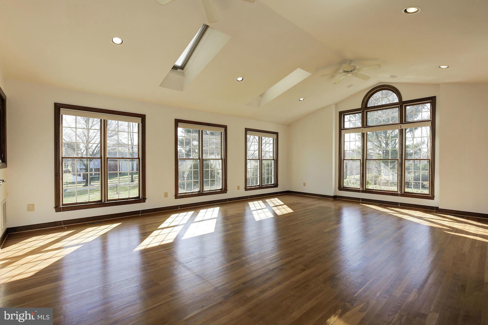 8224 Reservoir Road Fulton, MD 20759 - Photo 3 of 30 Interior (General)