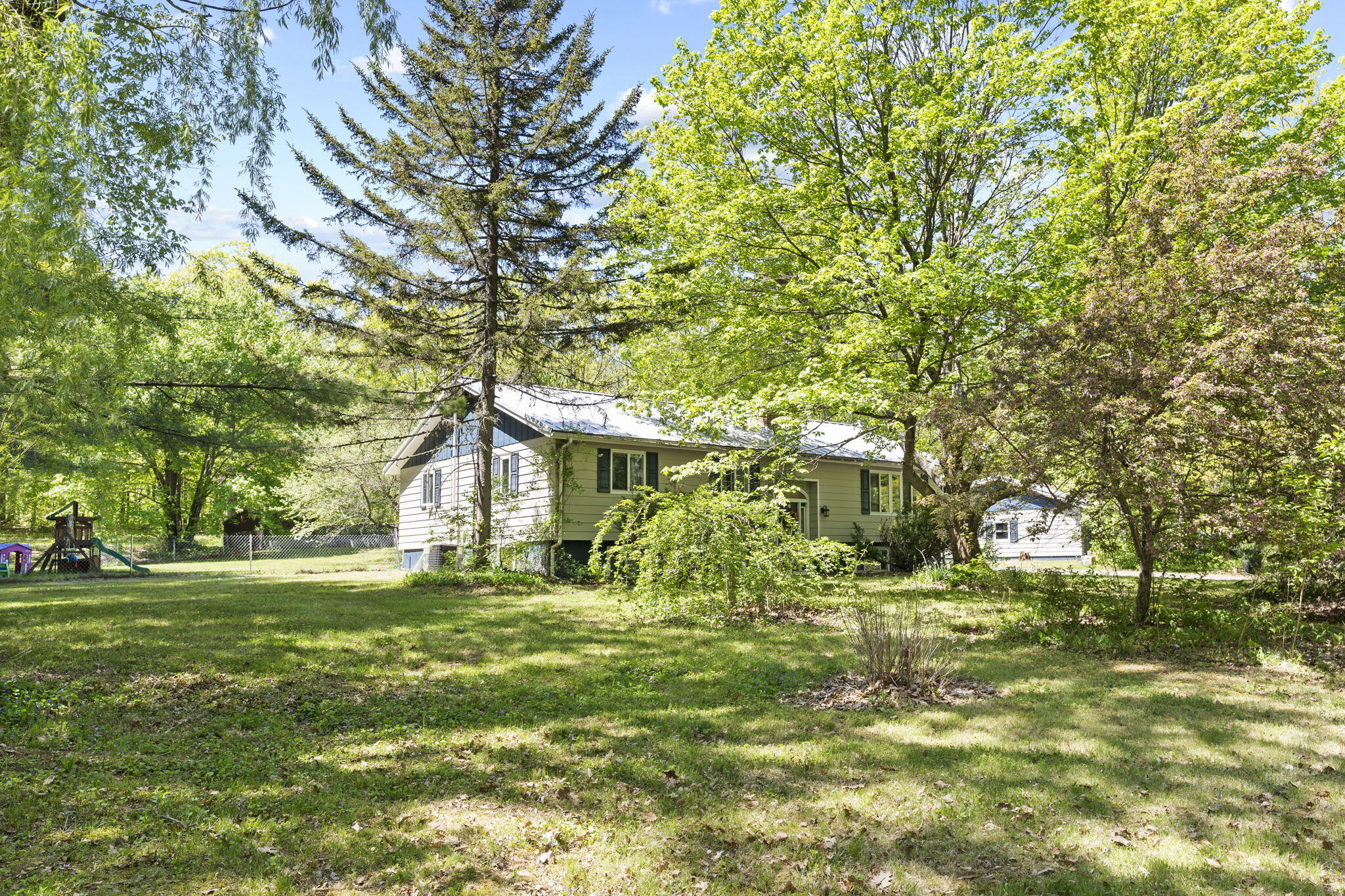 33 Brown Road Raymond, ME 04071 - Photo 16 of 57 18-web-or-mls-DS205598