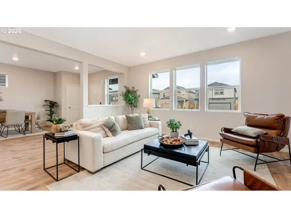 $614,995 | 9456 Southeast 162nd Avenue, Happy Valley, OR 97086