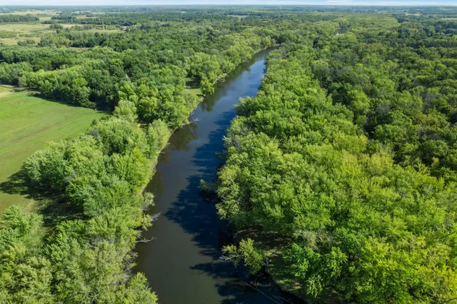 $70,000 | 5234 Royal Woods Road, Braham, MN 55006