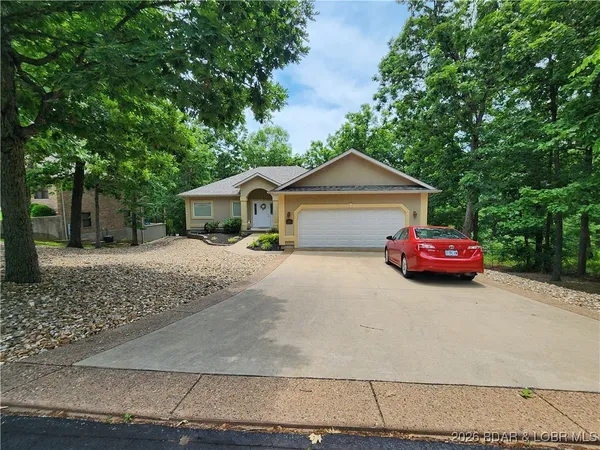 $534,900 | 30776 Timberlake Village Circle, Rocky Mount, MO 65072