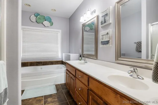 $534,900 | 30776 Timberlake Village Circle, Rocky Mount, MO 65072