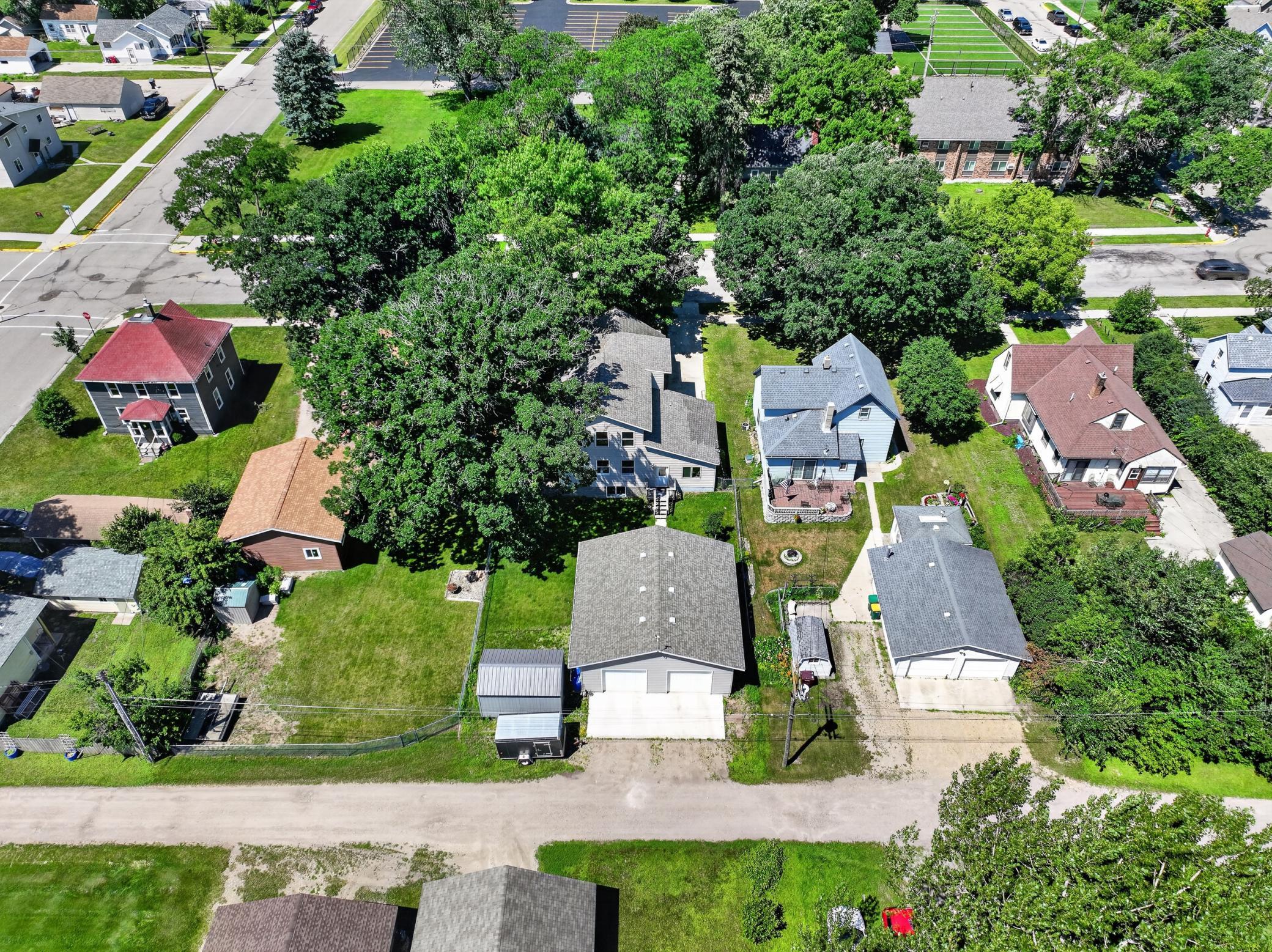 415 Jefferson Street Alexandria, MN 56308 - Photo 5 of 59