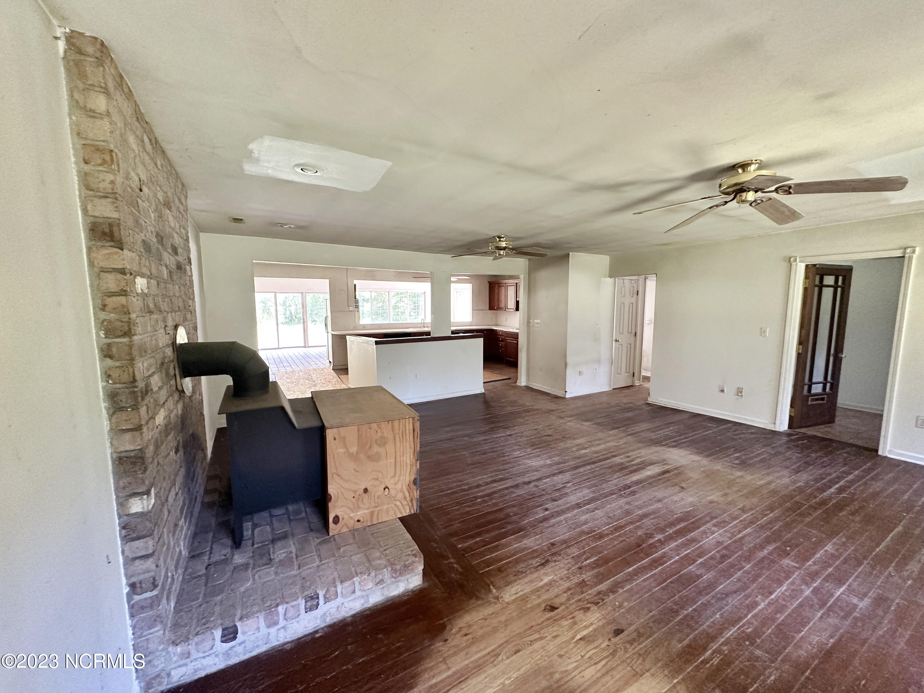 4062 Borough Road Currie, NC 28435 - Photo 23 of 27 living 4