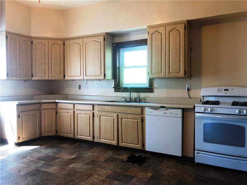 1025 Main Street East Rural Valley, PA 16249 - Photo 18 of 25