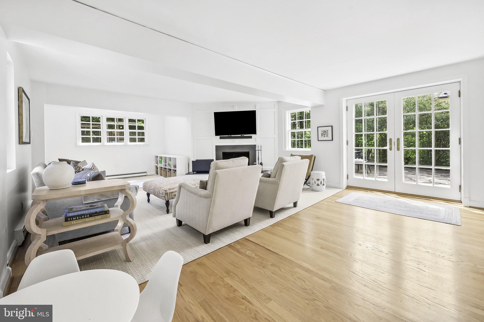 203 St Dunstans Road Baltimore, MD 21212 - Photo 16 of 49