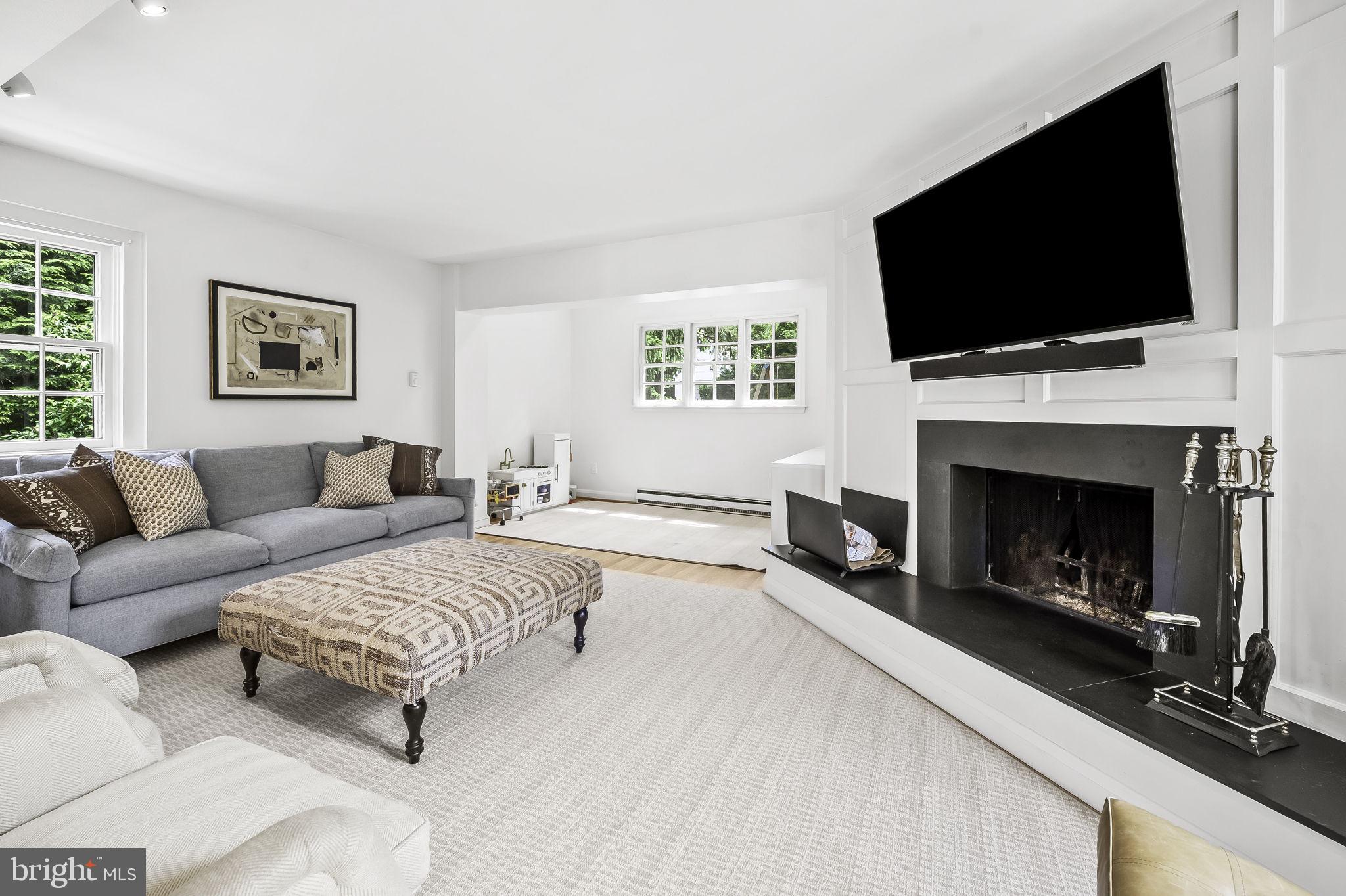 203 St Dunstans Road Baltimore, MD 21212 - Photo 18 of 49