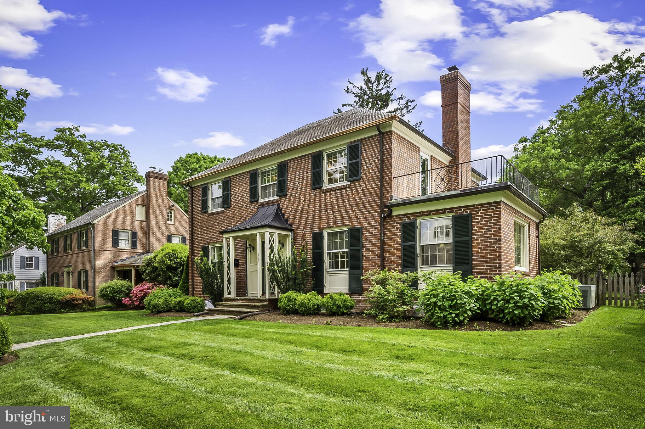 203 St Dunstans Road Baltimore, MD 21212 - Photo 2 of 49