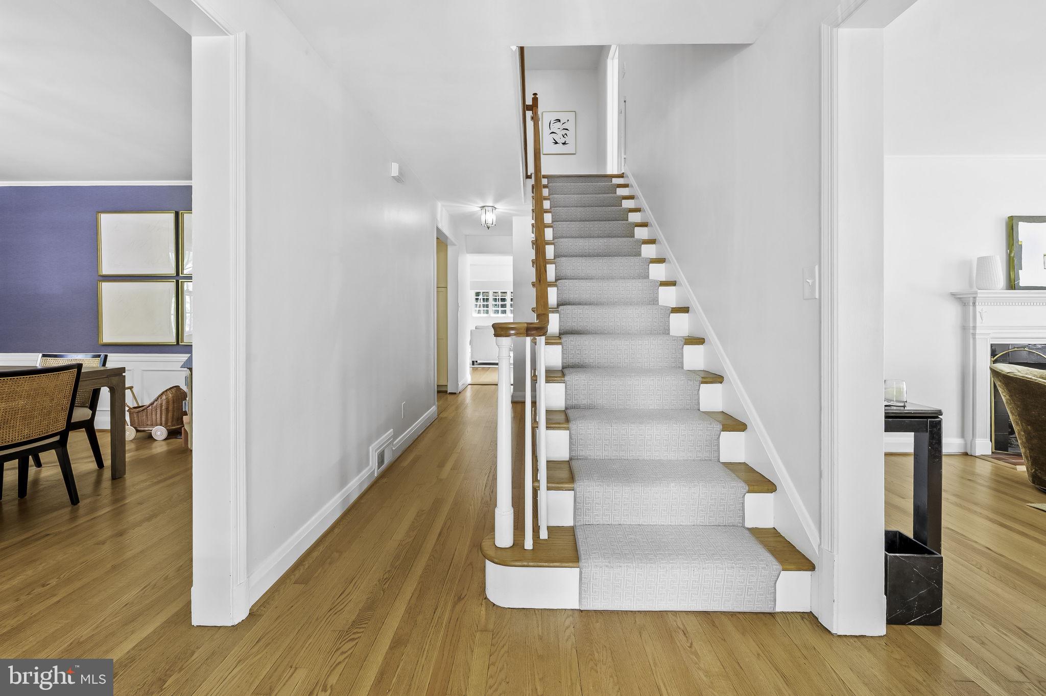 203 St Dunstans Road Baltimore, MD 21212 - Photo 3 of 49