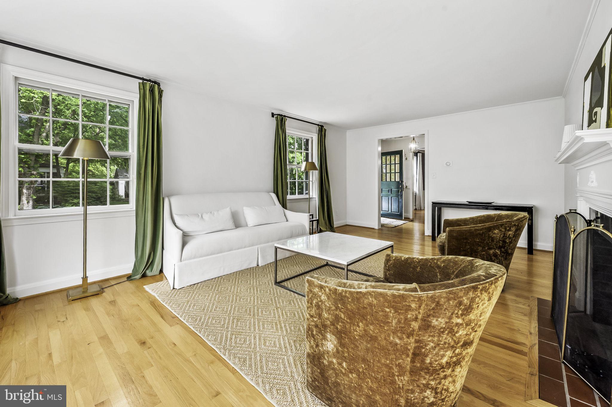 203 St Dunstans Road Baltimore, MD 21212 - Photo 5 of 49