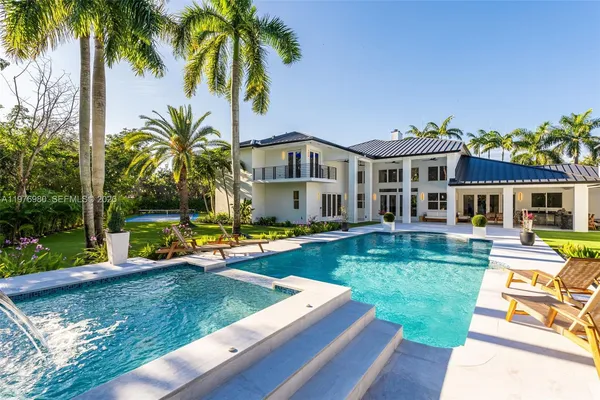 $5,690,000 | 6290 Southwest 130th Terrace, Pinecrest, FL 33156