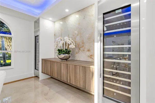 $5,690,000 | 6290 Southwest 130th Terrace, Pinecrest, FL 33156