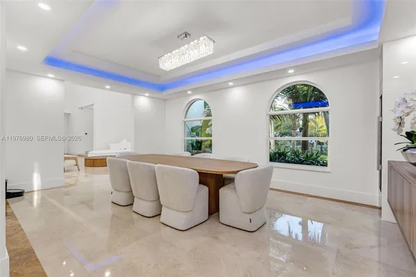 $5,690,000 | 6290 Southwest 130th Terrace, Pinecrest, FL 33156