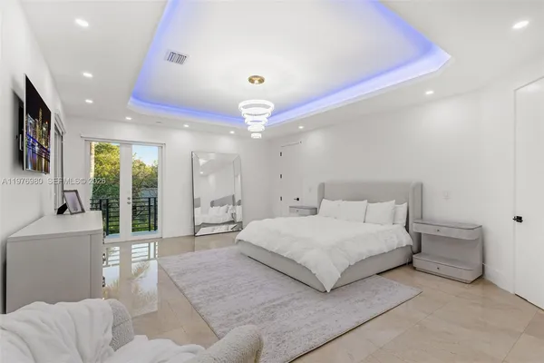 $5,690,000 | 6290 Southwest 130th Terrace, Pinecrest, FL 33156