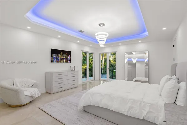 $5,690,000 | 6290 Southwest 130th Terrace, Pinecrest, FL 33156