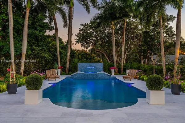$5,690,000 | 6290 Southwest 130th Terrace, Pinecrest, FL 33156