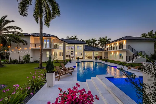 $5,690,000 | 6290 Southwest 130th Terrace, Pinecrest, FL 33156