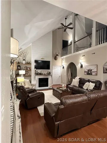 $674,500 | 59026 Shalom Drive, Russellville, MO 65074