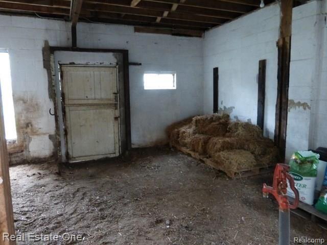 1137 Grace Avenue Rochester, MI 48309 - Photo 21 of 28 P1000978.jpg
