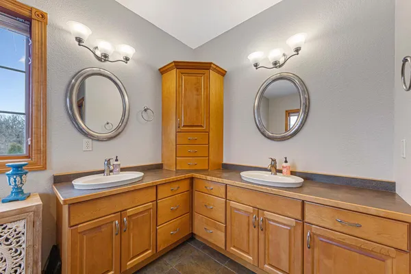 $769,000 | 13461 Southwest 72nd Avenue, New Richland, MN 56072