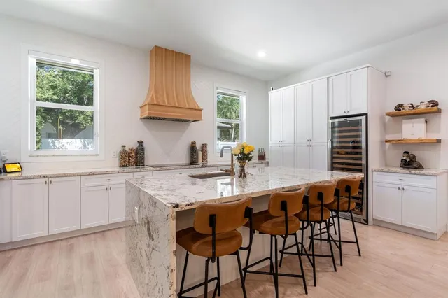 $1,162,500 | 15924 Southwest 61st Court, Davie, FL 33331