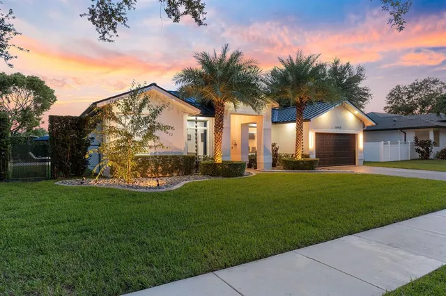 $1,162,500 | 15924 Southwest 61st Court, Davie, FL 33331