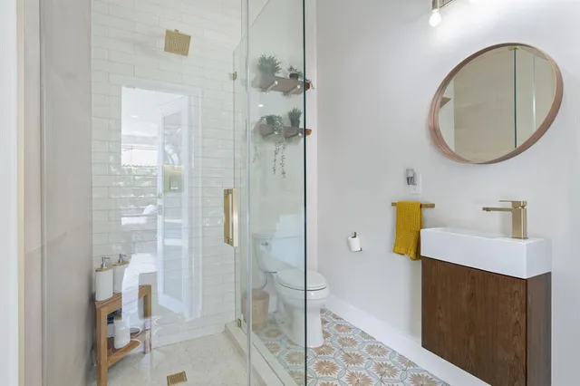 $1,162,500 | 15924 Southwest 61st Court, Davie, FL 33331