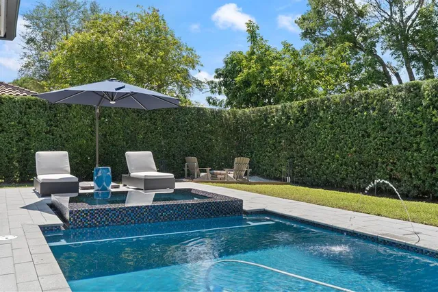 $1,162,500 | 15924 Southwest 61st Court, Davie, FL 33331