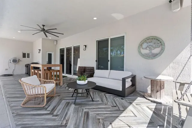 $1,162,500 | 15924 Southwest 61st Court, Davie, FL 33331