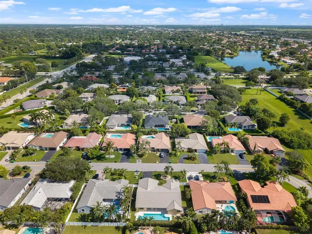 $1,162,500 | 15924 Southwest 61st Court, Davie, FL 33331