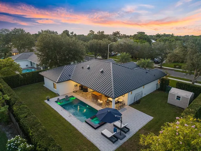 $1,162,500 | 15924 Southwest 61st Court, Davie, FL 33331