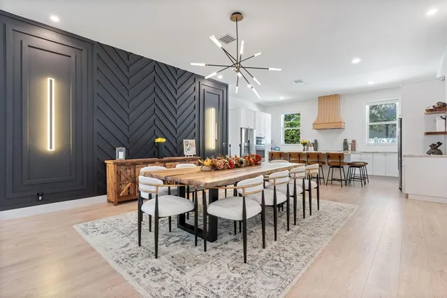 $1,162,500 | 15924 Southwest 61st Court, Davie, FL 33331