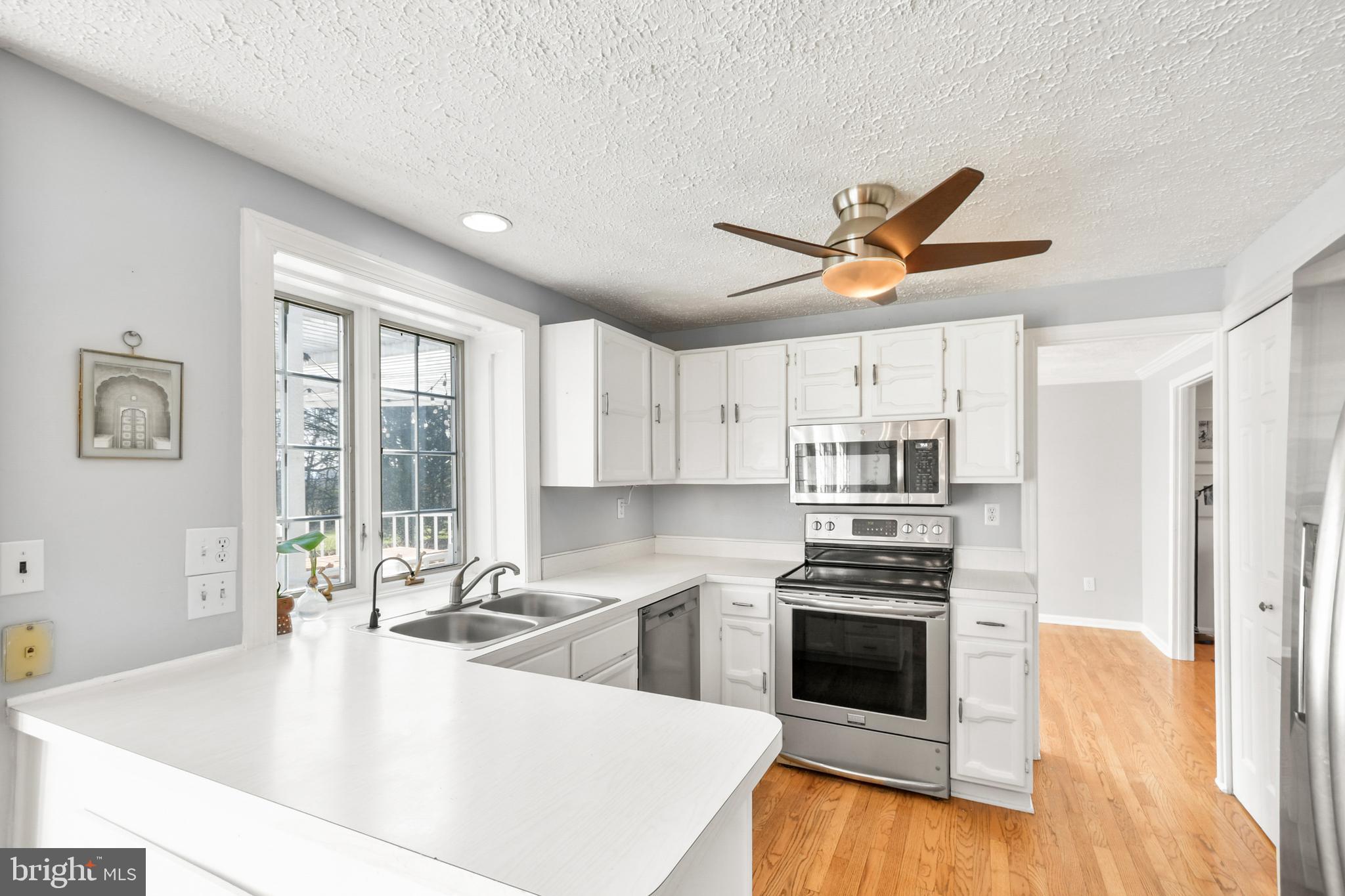 5833 Woodwinds Circle Frederick, MD 21703 - Photo 18 of 57