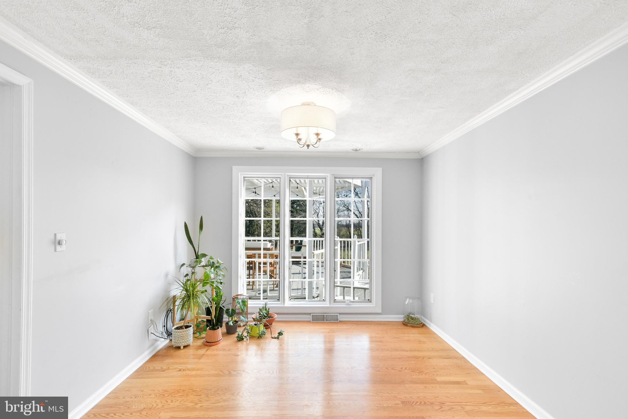 5833 Woodwinds Circle Frederick, MD 21703 - Photo 23 of 57