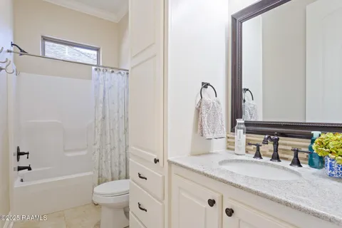 $324,000 | 116 Autumn Brook Drive, Broussard, LA 70518