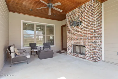 $324,000 | 116 Autumn Brook Drive, Broussard, LA 70518