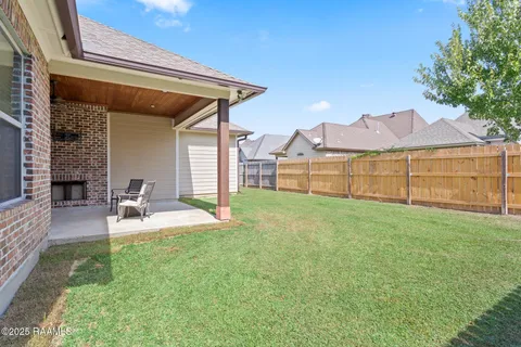 $324,000 | 116 Autumn Brook Drive, Broussard, LA 70518